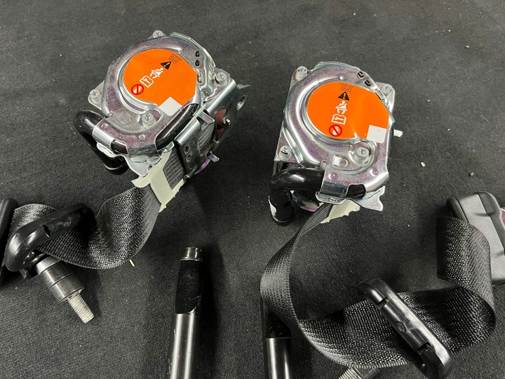 фото №8, Консоль панель капот подушка безопасности ford mustang vi 6 ремни