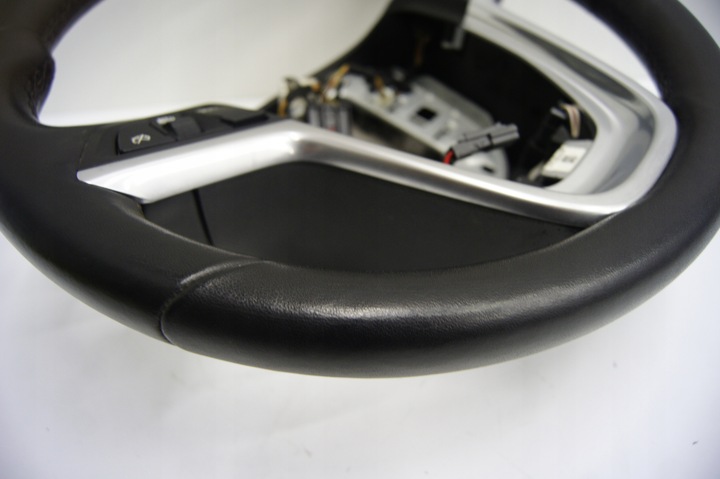 фото №9, Руль многофункциональная astra j hb