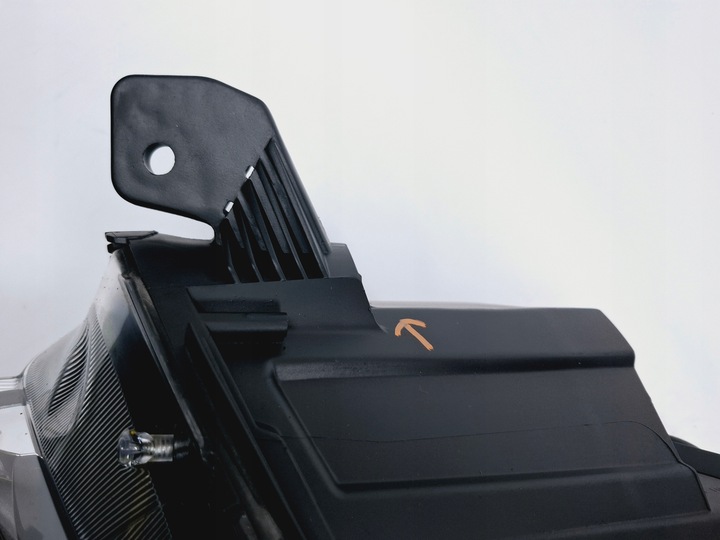 фото №7, Лампа левый перед левая передняя ксенон citroen jumpy iv 2016- #8712