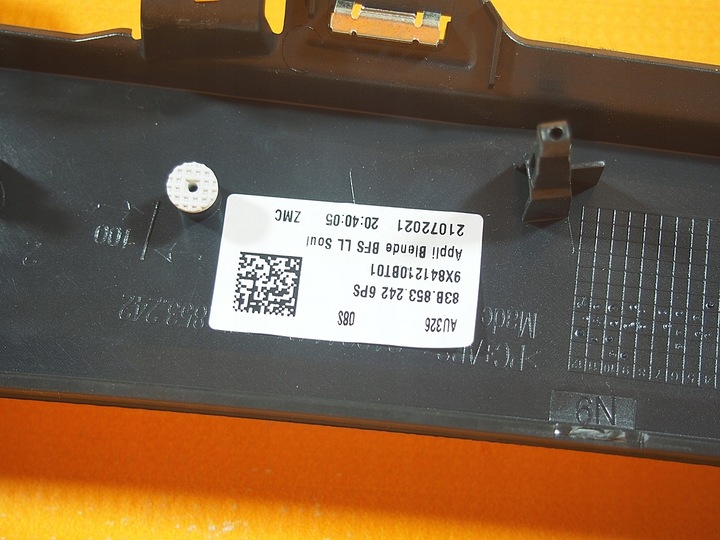 фото №9, Audi q3 83a планка декоративна консолі комплект 83b853241 / 83b853242