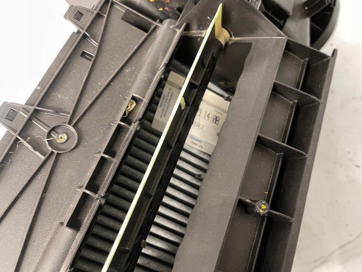 фото №11, Комплектная отопитель vw golf vii audi a3 8v 5q1820005al европа