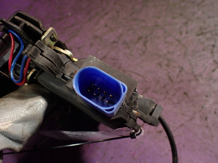 фото №7, Vw polo iv 9n hb 3d 01-05 замок перед лівий 8 pin