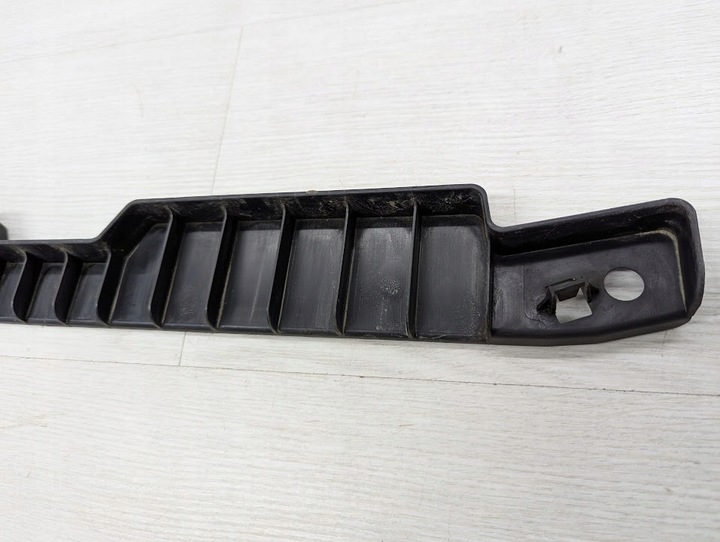 фото №6, Ковзун бампера зад mazda cx-3