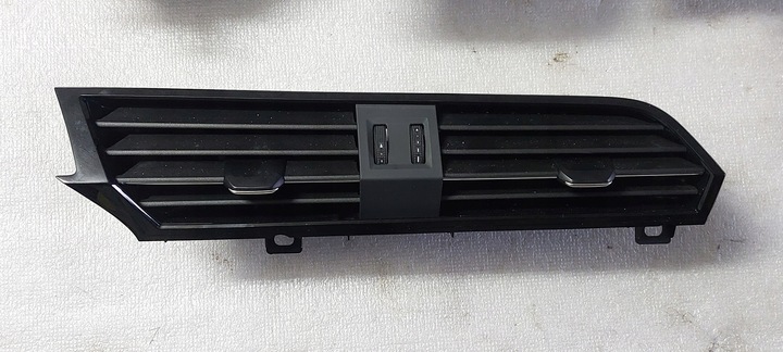 фото №9, Audi q3 83a решётки воздуховод комплект 20r