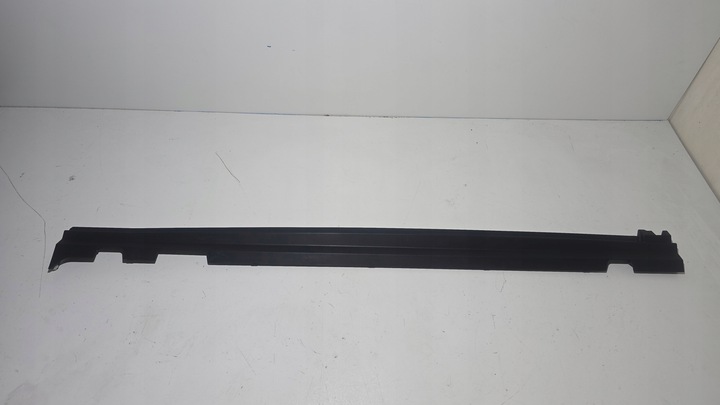 фото №1, Volvo xc40 xc 40 планка пороговая накладка правая 31448224