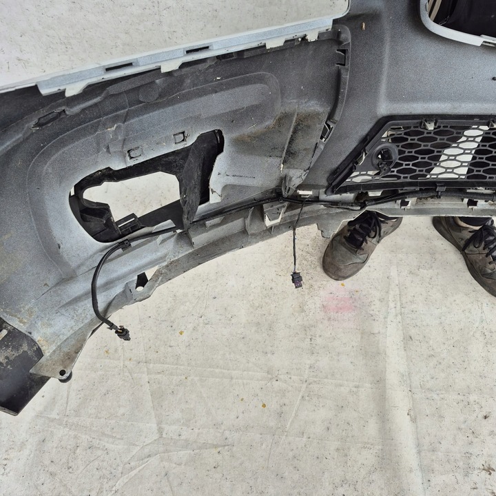 фото №10, Volvo xc70 ii 2 рестайлинг 14-16 бампер перед переднее распылитель