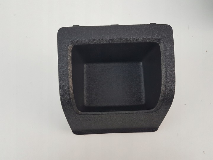 фото №1, Бардачок полка туннеля зад audi a1 ii 82a gb 18-20