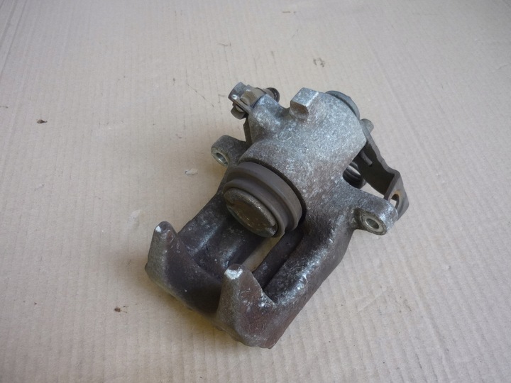 фото №8, Супорт праві зад audi a4 b6 b7 245mm справний оригінал перевірений