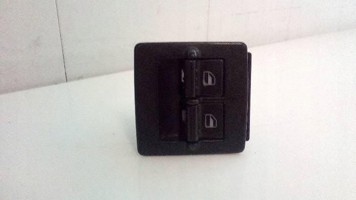 фото №8, Панель стёкла левый перед vw new beetle 9c 1c0959855