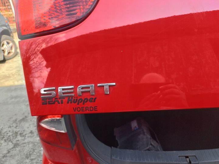 фото №10, Seat leon i 99-05 2005 r. кришка задня багажника червона
