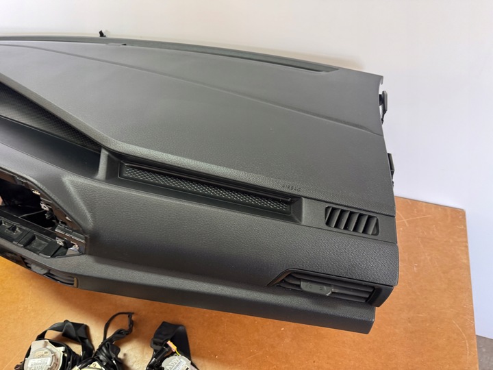 фото №15, Vw caddy v 2k7 консоль панель ремені подушка безпеки