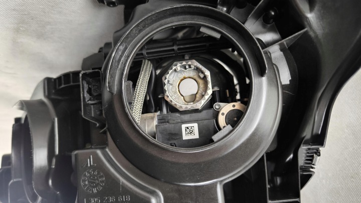 фото №10, Mercedes cl 216 рестайлінг w216 ксенон праве фара передня a2168202259