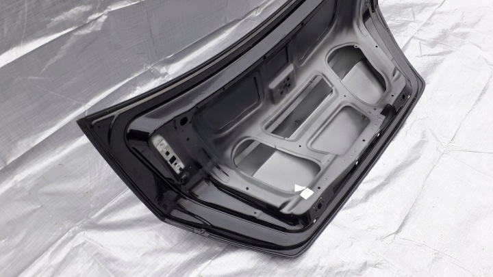 фото №9, Крышка багажника mercedes c-klasa w204 sedan c200