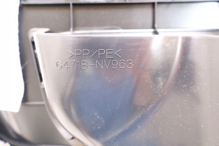 фото №9, Toyota rav4 iv карта багажника левая 64740-42110, 64718-nv963