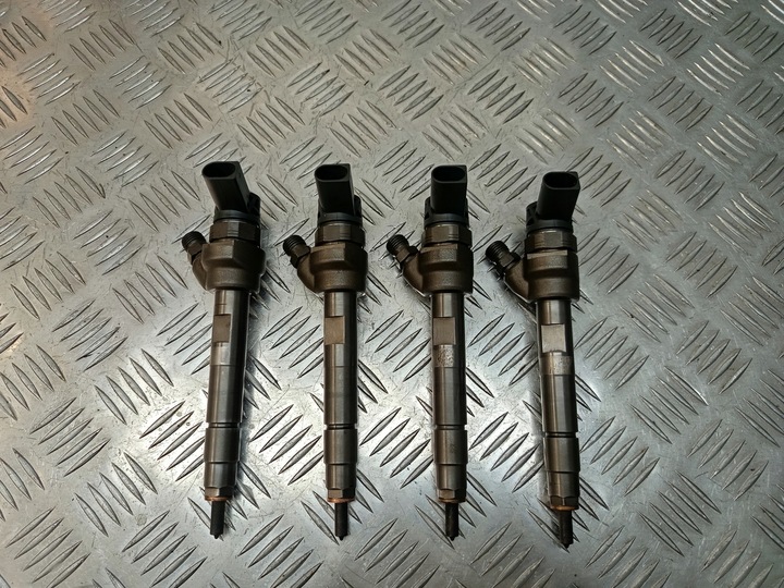 фото №10, Bmw e90 f10 f36 система топливный форсунки планка насос 7810702 7809128 7810696