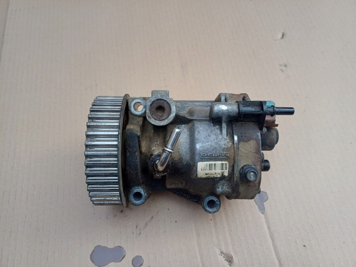 фото №8, Насос паливна рейка  1.5 dci renault kangoo ii 10r nr. 820057225