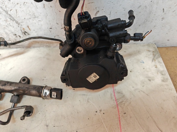 фото №11, Система топливный w204 w212 2.2 cdi om651 инжектор насос планка a6510704987