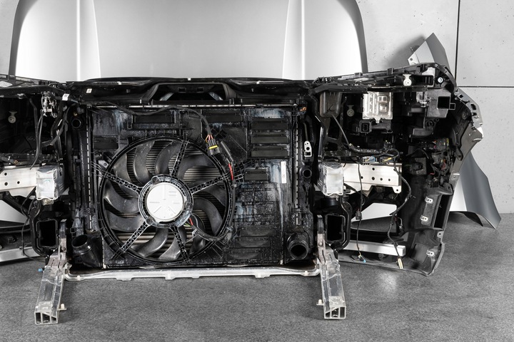 фото №10, Bmw x1 u11 капот крыло бампер pas радиатор лампы м-пакет m35ix