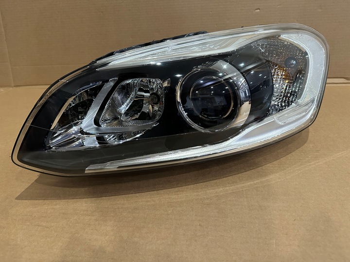 фото №1, Volvo xc60 i рестайлінг 13-17 лампа ліва bi ксенон abl 31698812