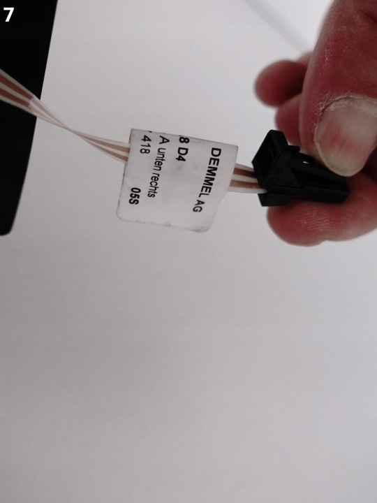 фото №8, Audi a8 4h0 4h1 d4 рестайлинг 09-17 обшивка правого стойка a порога led длинный 6ps