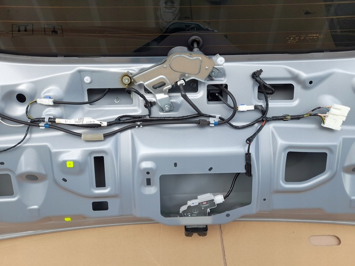 фото №15, Subaru forester v 19- крышка багажника g1w usa