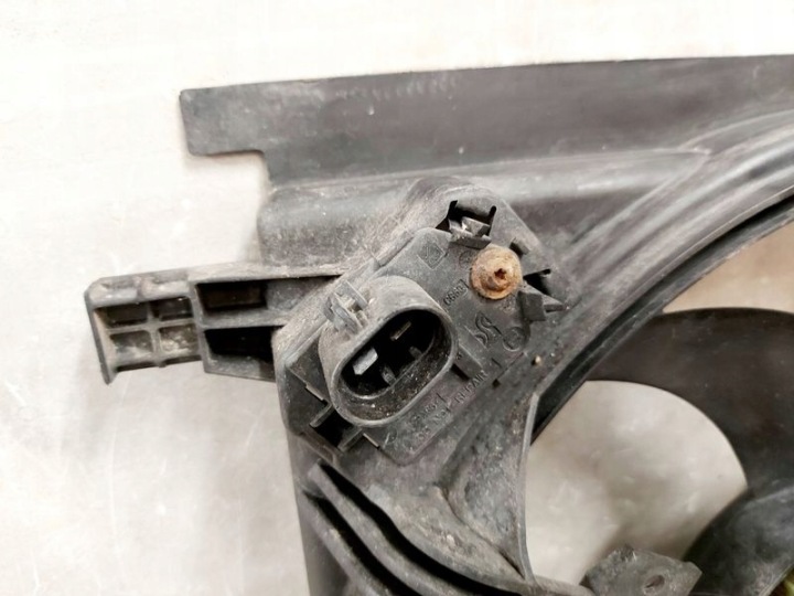 фото №10, Fiat grande punto 1.4 8v вентилятор охлаждения радиатора (диффузор) 51797135