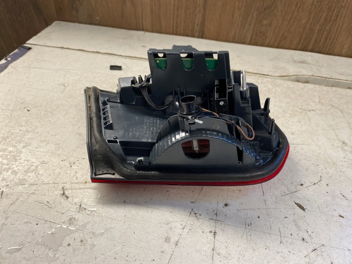 фото №10, Bmw 3 f30 sedan лампа правый зад w крышка багажника 8736912