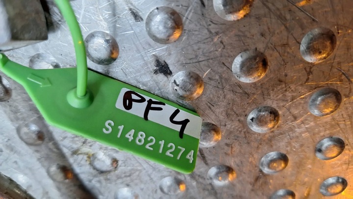 фото №6, Шланг кондиционера f1f1-19d567-ab ford focus mk3 c-max mk2 connect mk2