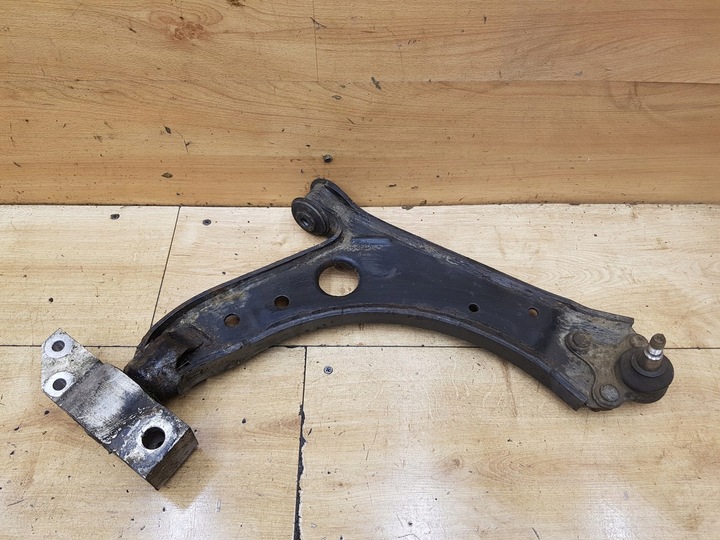 фото №1, Рычаг перед переднее правые skoda octavia ii