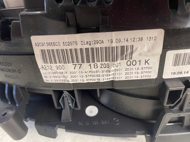 фото №10, Mercedes w212 спідометр  прилади a2129007718