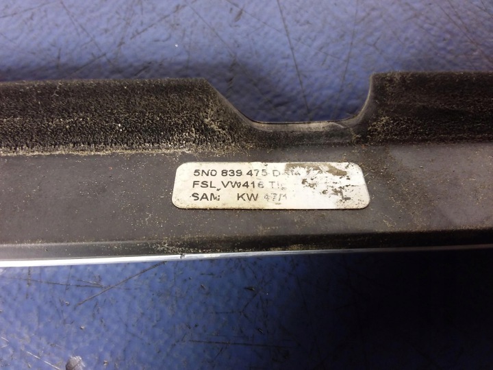 фото №4, Vw tiguan i fl молдинг накладка стёкла 5n0839475f