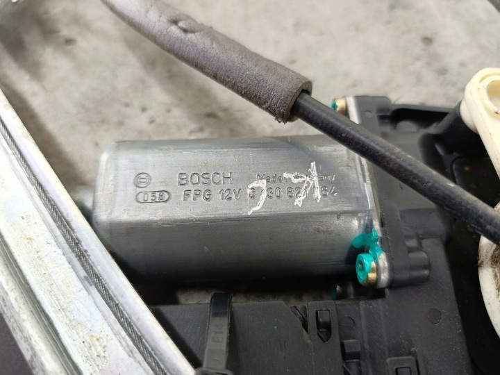 фото №9, Подъемник стекла левые перед peugeot 307 cc 9651735280 993356-102 993385-201