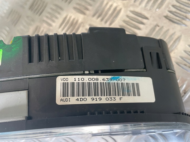 фото №5, Audi a8 d2 3.7 спідометр  прилади 4d0919033f