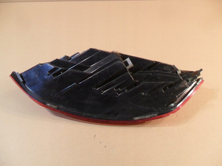 фото №12, Audi tt 8s лампа led зад ліва 8s0945095e