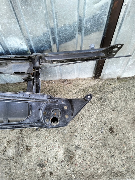 фото №11, Передняя панель усилитель bmw 3 e46 compact 8268377 8211467