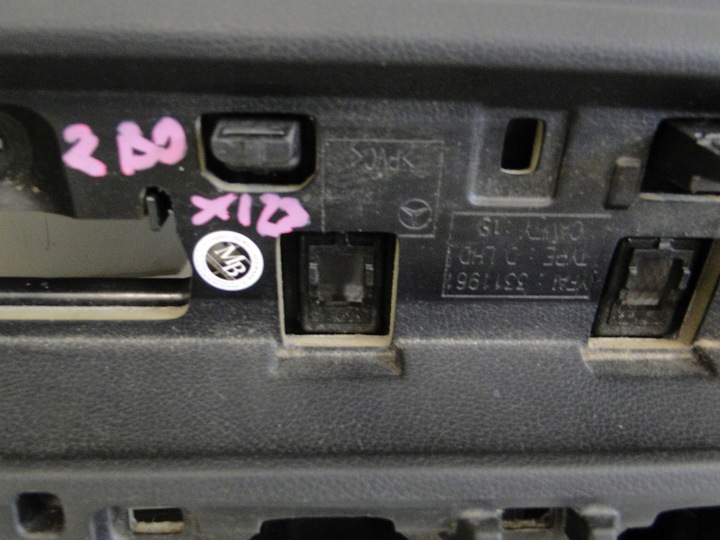 фото №7, Mercedes gla 247 h247 консоль панель раздаточная капот чёрная