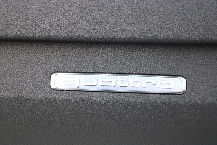 фото №7, Audi tt консоль панель раздаточная капот pulpit 8s2857001 8s2857001b 8s2857