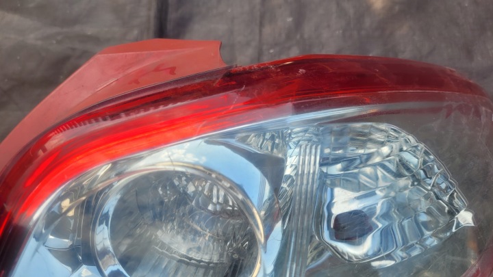 фото №9, Toyota auris e15 рестайлінг 10- фара задня права 81551-02540 // 274