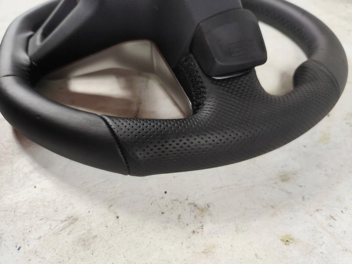 фото №12, Vw arteon рестайлинг golf viii gti r-line руль сенсорная с подогревом кожа перфорация