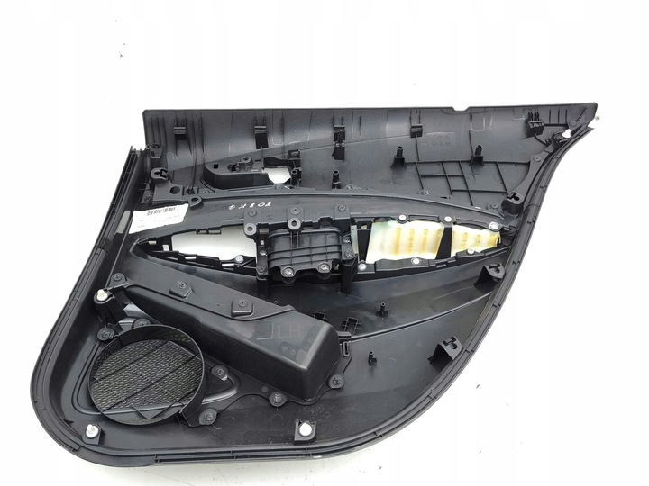 фото №6, Toyota corolla e210 e21 2021 ліва сторона обшивки / обшивка двері задніх