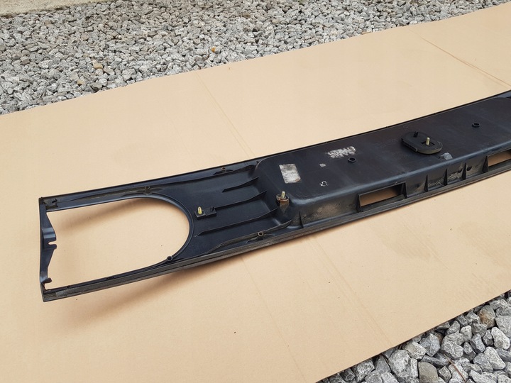 фото №13, Накладка планка крышки зад vw sharan рестайлинг 2004-2010 ld7t красивая