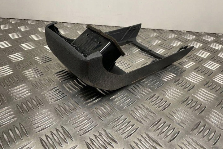 фото №7, Задняя решётка вентиляционная vw 1k0819203a 1.98l бензин 2007