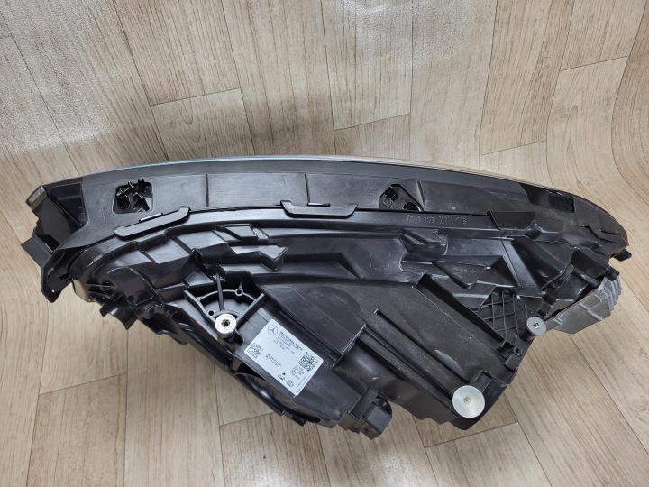 фото №7, Mercedes eqb x243 w243 фара полный led перед передняя правая англия