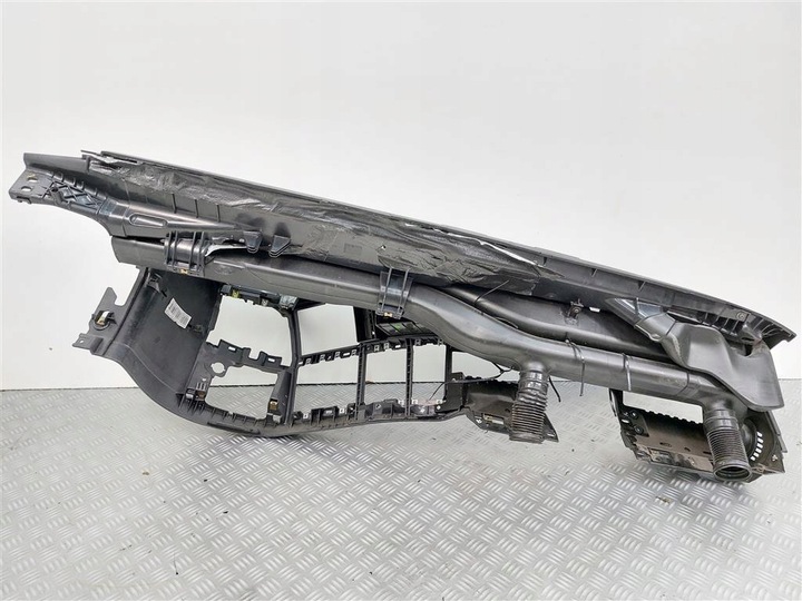 фото №8, Консоль панель капот volvo fh 12 02-09 r європа