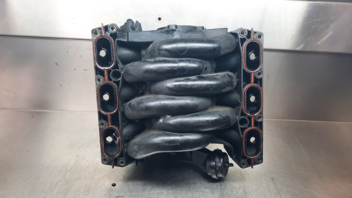 фото №6, Колектор впускний  078133223s audi a6 c5 2.4 v6 бензин + gaz