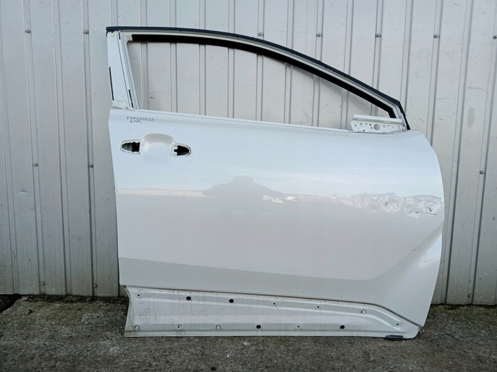 фото №1, Toyota c-hr 16- дверь правые передние