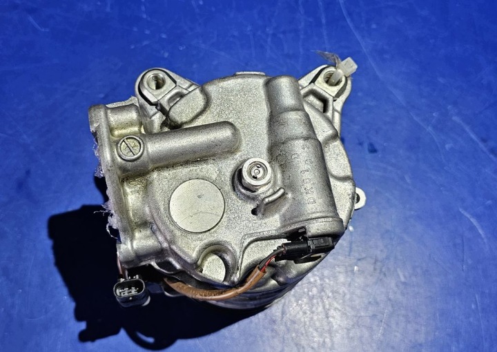 фото №5, Компрессор кондиционера ge447150-5767 bmw 2 f22/f23-3 f30/f31 f34gt 2,0d b47