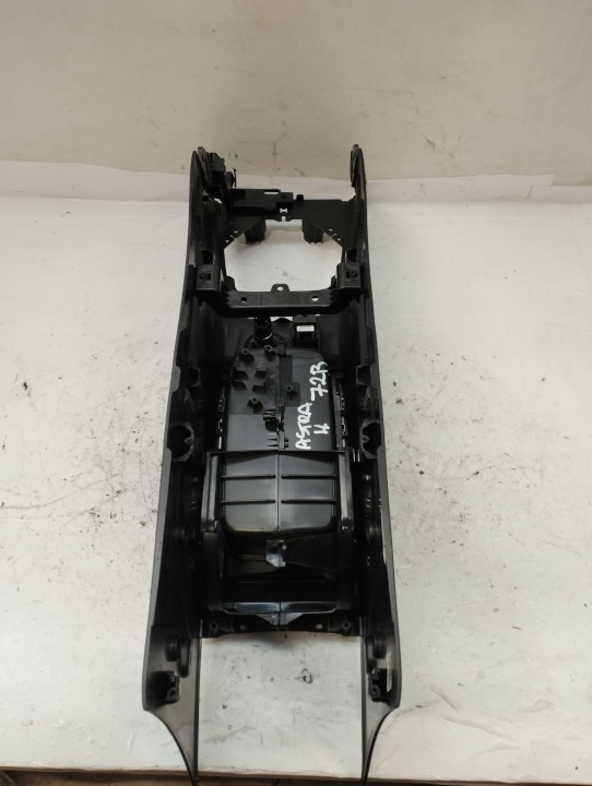 фото №6, Opel astra k 5 1,2t туннель средний 39124504