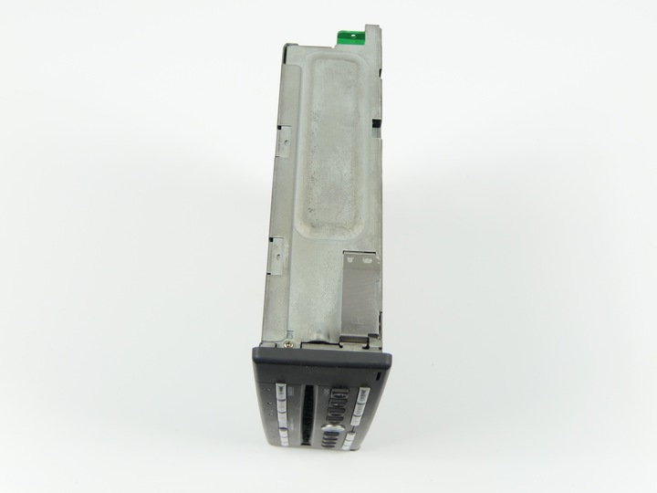 фото №8, Радіопрогравач радіо заводські cabasse чорні renault espace iv 02-14r.