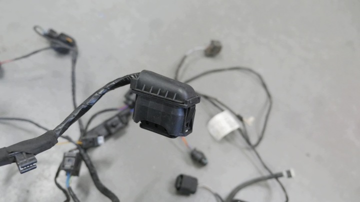 фото №8, Bmw x1 f48 жгут проводки лампы фара led правое перед 6941424